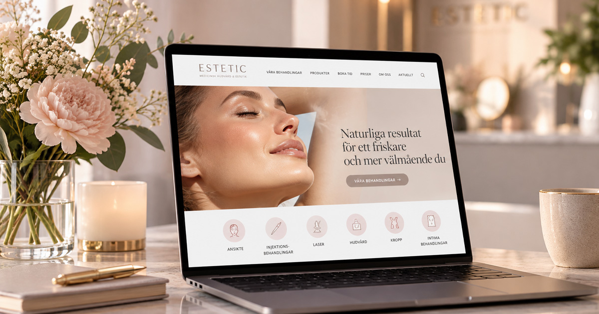 Laptop med Esteticbil i bakrund av rodor och entremiljö